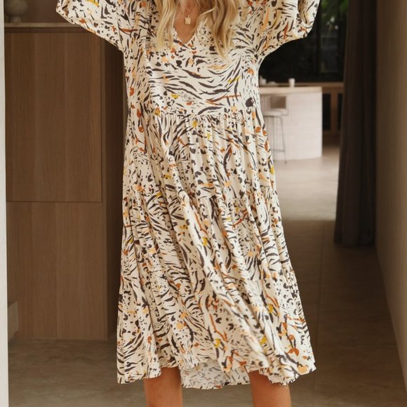 Billy J Mishah Leopard Dress 2/4 (AU 8) - Picture 4 of 5